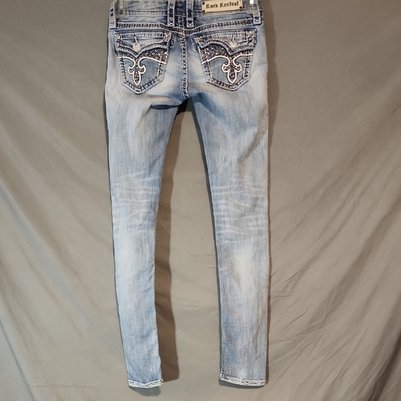 Rock Revival Women's Light Blue Skinny Jeans - Picture 5 of 13
